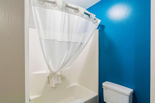 Quality Inn Harrisonburg I-81 image 21