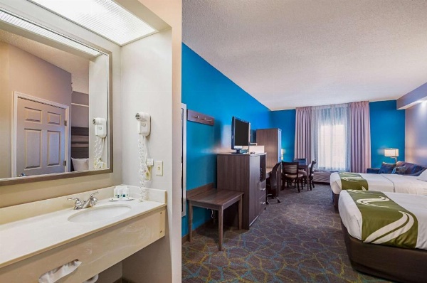 Quality Inn Harrisonburg I-81 image 27