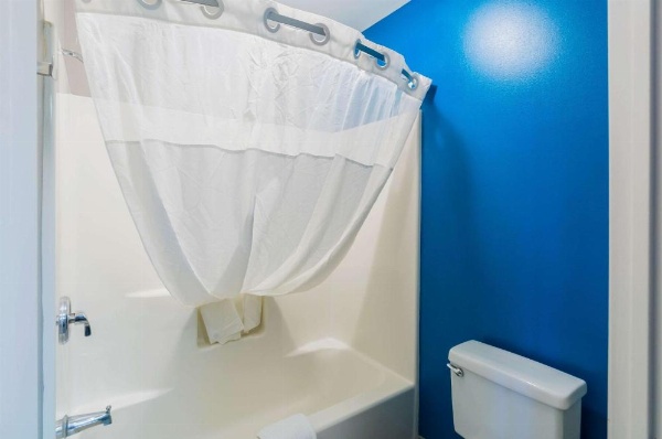 Quality Inn Harrisonburg I-81 image 30