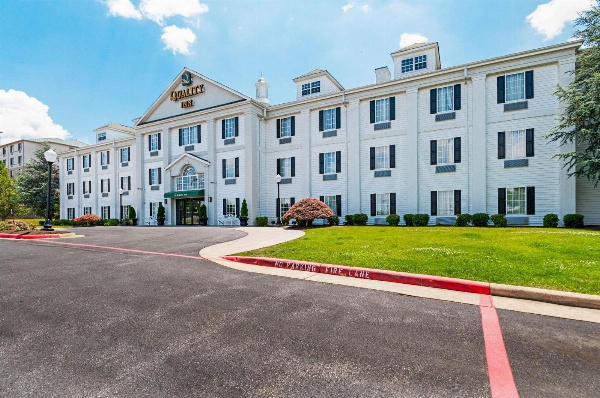 Quality Inn Harrisonburg I-81 image 4